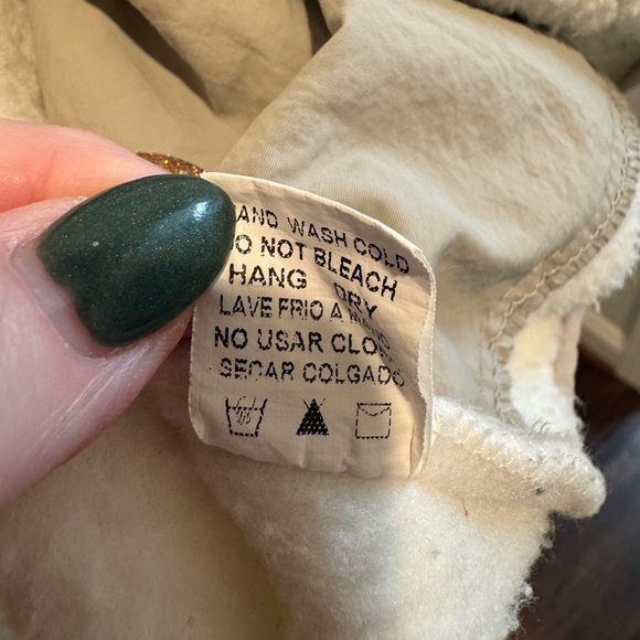 Her Entire Name Says Grace Ivory Sherpa Jacket with Gray Accents Size L - Picture 11 of 16